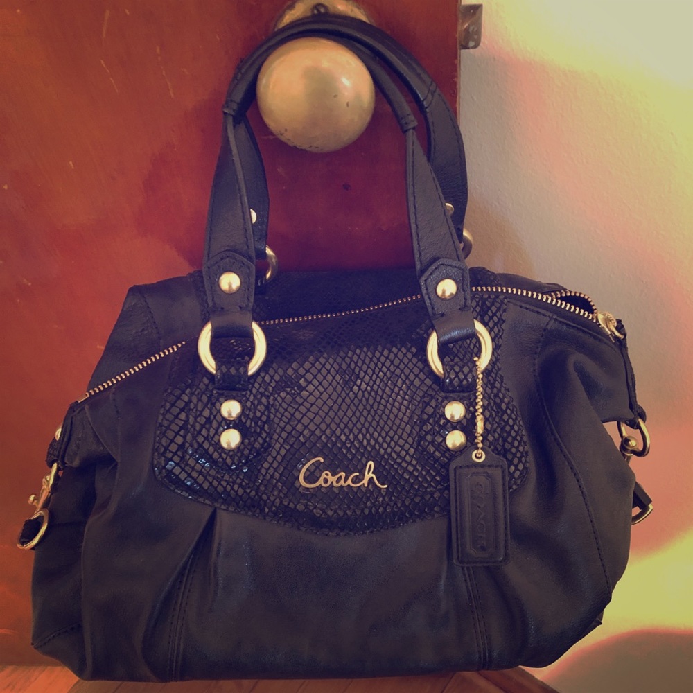 Adorable Coach mini satchel